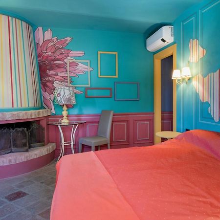 Segnavento -Rooms And Suites- Manta Kültér fotó