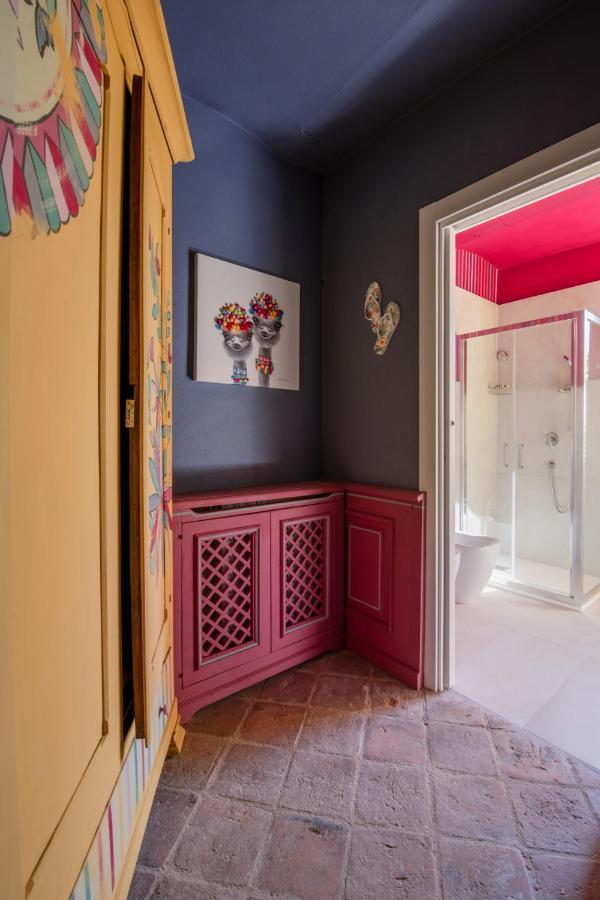 Segnavento -Rooms And Suites- Manta Kültér fotó